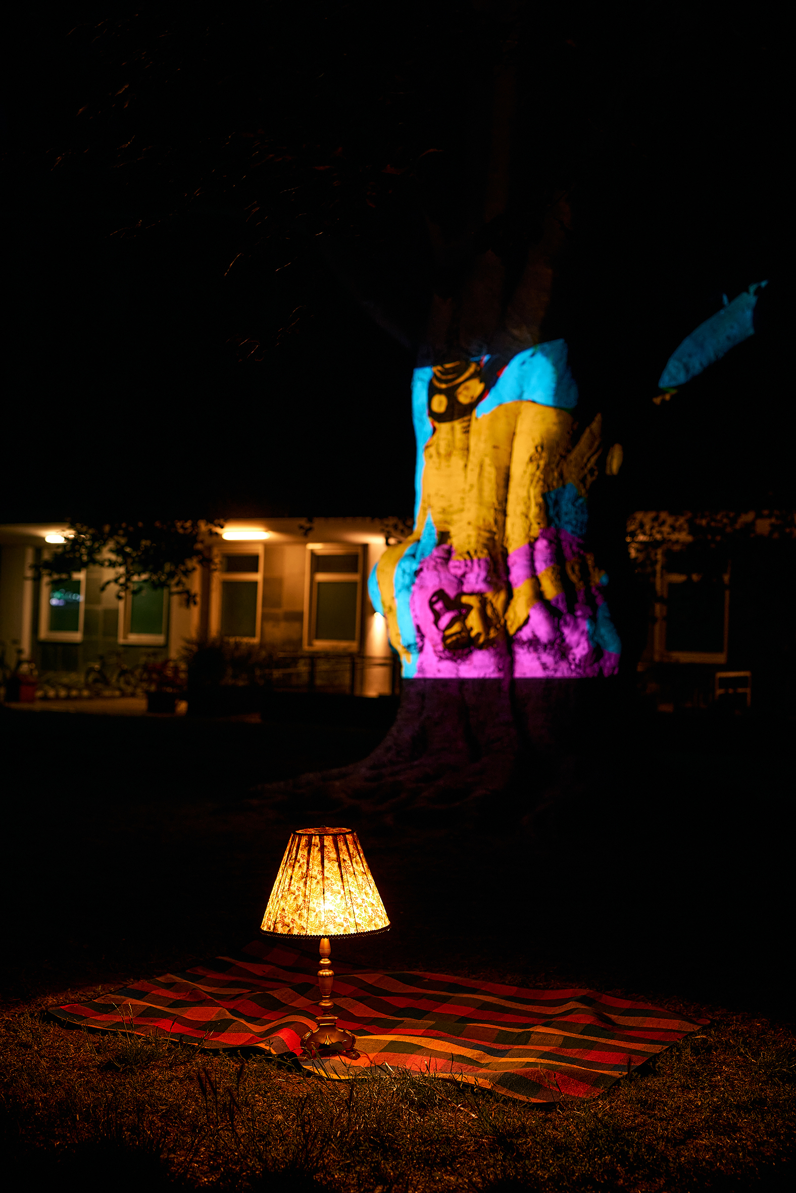 Unter anderem solche Bilder entstehen während der Live-Painting Aktion im Rahmen der Picknicktage im Borkener Stadtpark.